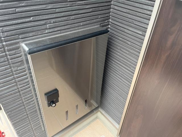 合志市須屋のアパートのその他|宅配ボックス