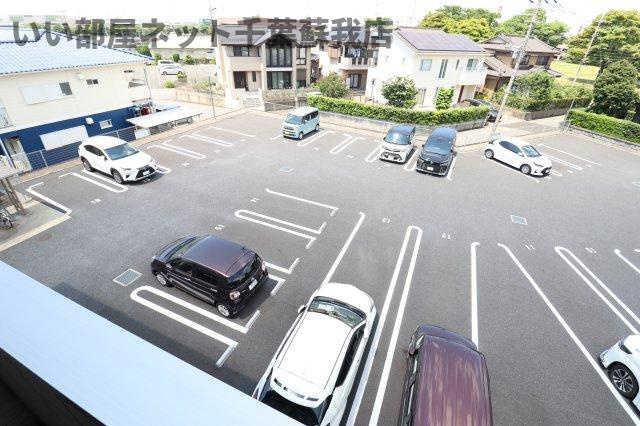 レイワンＡＢの駐車場|駐車場です
