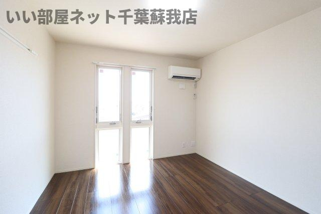 レイワンＡＢの洋室|ゆったりした洋室です