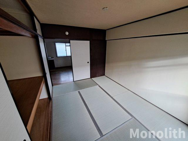 ビレッジハウス葛ノ葉7号の和室