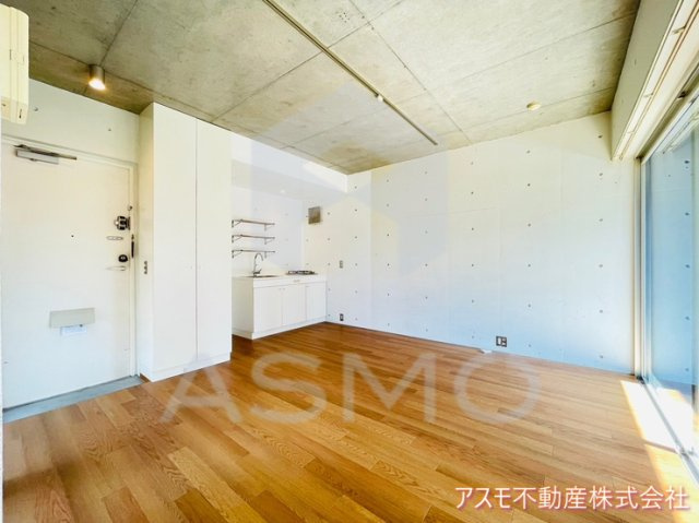 【居間・リビング】 | シーズアパートメント中之島