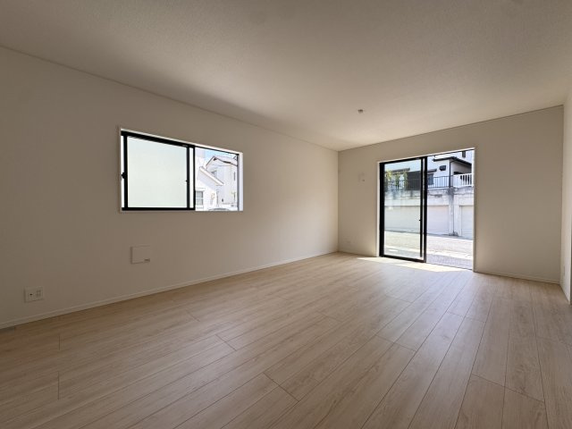 神戸市西区伊川谷町有瀬新築戸建５号棟の居間・リビング