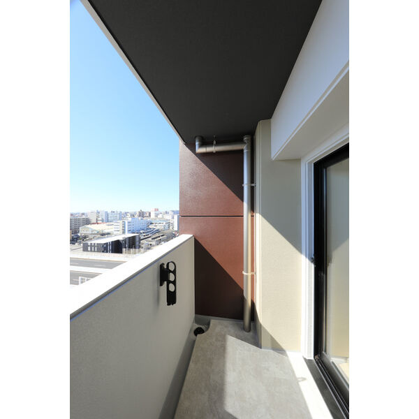 S-RESIDENCE堀田駅前futurのバルコニー