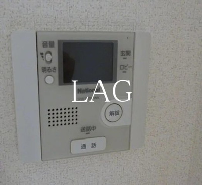 【設備】 | パーシモンみや | モニター付きインターホンです。