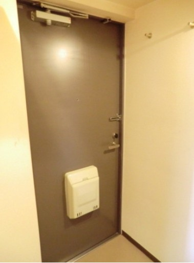 アレグレット千住宿の玄関