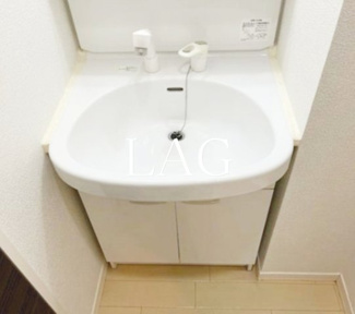 【洗面所】 | ヴェルエール西竹ノ塚 | 独立洗面台です。