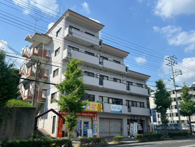 本多聞ハイツの外観