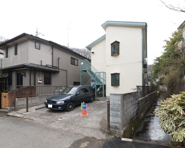 ハイツ高山の外観