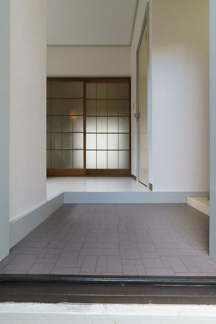 ハイツ高山の玄関