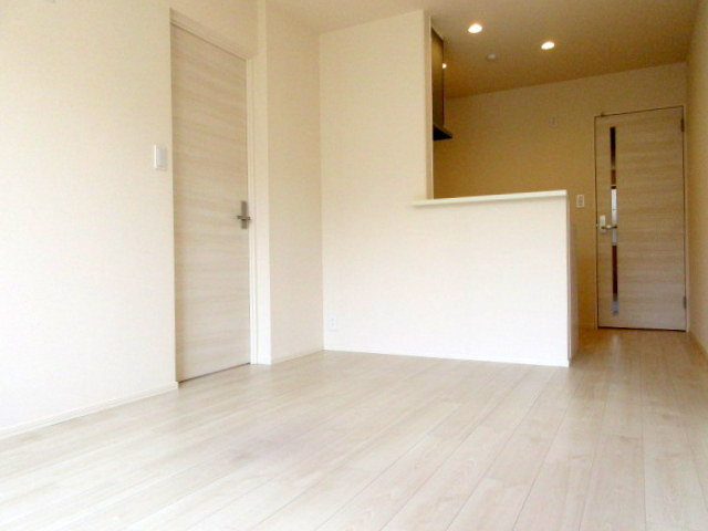 Hebel Maison Sendagiのその他|開放的なカウンターキッチン