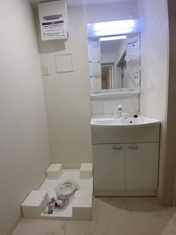 KEIAI RESIDENCE 西大宮Ⅱの独立洗面台