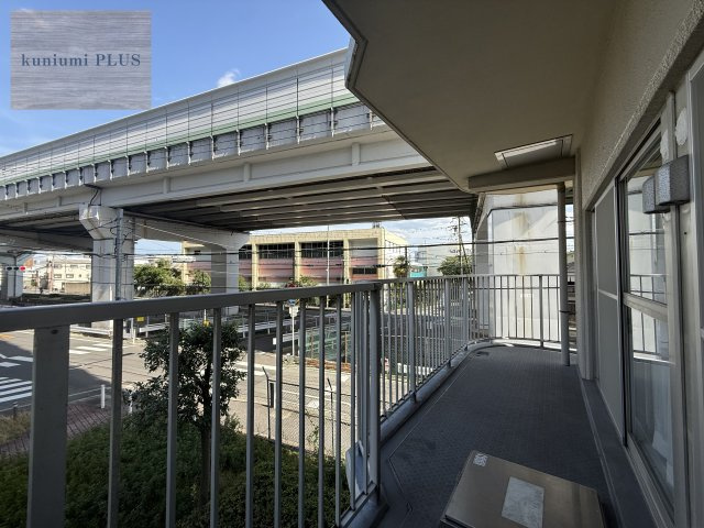 守口ハイライフB棟のバルコニー