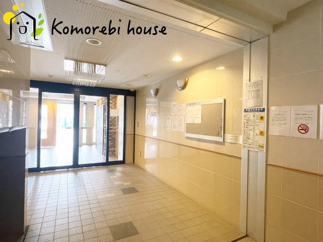 グリーンミユキ吉野町のエントランス|落ち着いたエントランスです