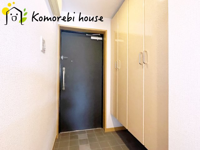 グリーンミユキ吉野町の玄関|収納もある玄関です