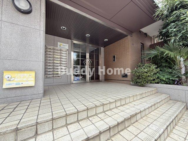 ボンホワイエ帝塚山のエントランス