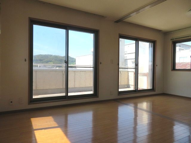 高知市高須一丁目 中古戸建ての洋室|3F洋室
