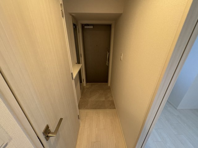 【玄関】 | スプランディッド大阪EAST