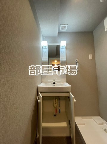 カルム浅草馬道の洗面所|収納