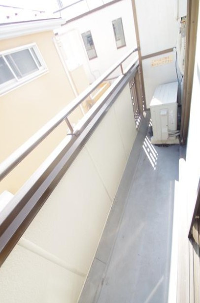 町田市原町田１丁目の賃貸マンションのバルコニー