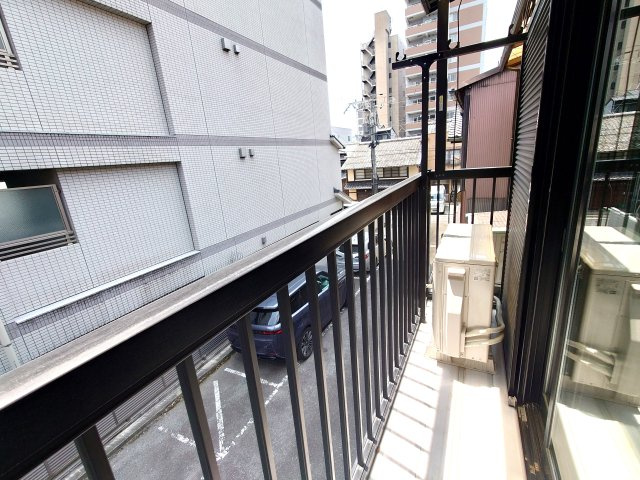越後突抜町のバルコニー