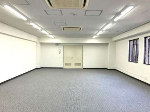 都島楠風ビルの内装