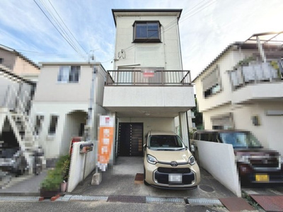 【外観】 | 羽衣４丁目　中古一戸建 | 【本日ご内覧可能】お急ぎの方に嬉しい、即入居可能ですよ！現況空家ですので、お忙しい方でもお仕事帰り等にご内覧頂けます♪