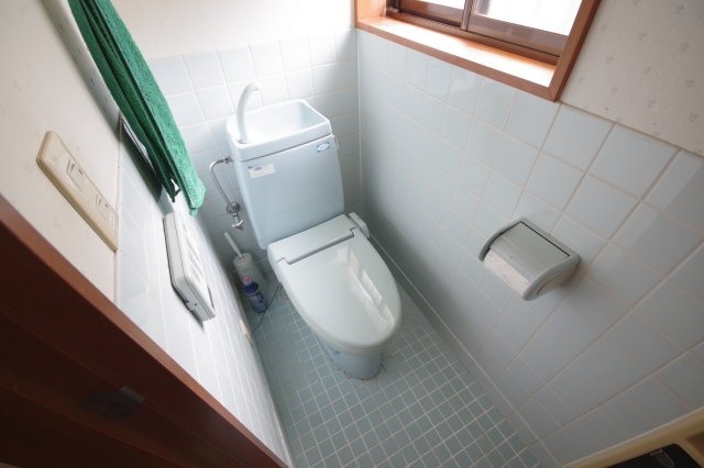 芳賀郡益子町七井　戸建のトイレ|１階トイレ