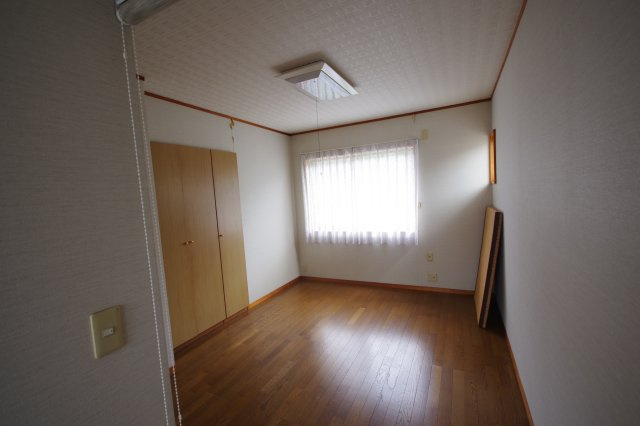 芳賀郡益子町七井　戸建の洋室|２階洋室６帖