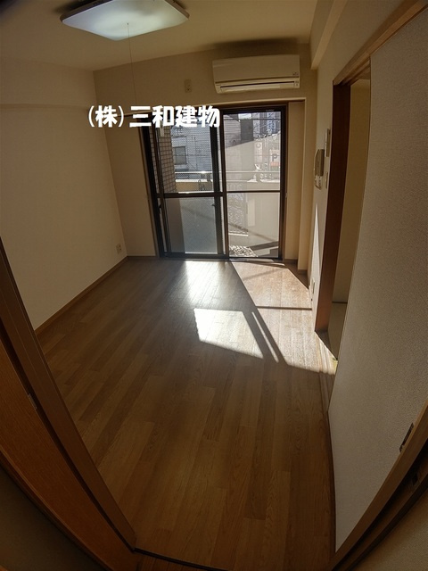 ルーチェ成増の居間・リビング