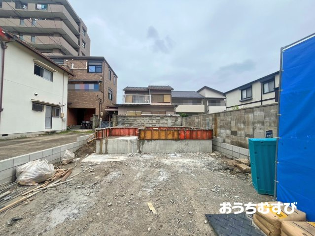 守山区新守山1期(全1棟)の駐車場
