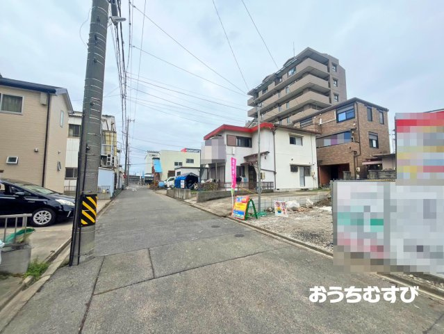 守山区新守山1期(全1棟)の前面道路含む現地写真