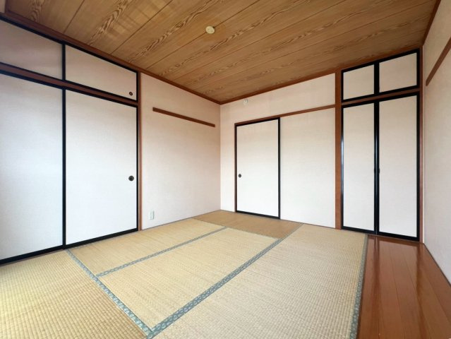 【和室】 | エレガンス湘南 | 和室）バルコニー側から撮影