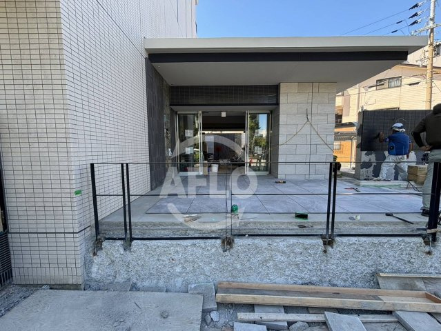 メゾンドボヌール弁天町　市岡小学校区のエントランス|メゾンドボヌール弁天町　エントランス