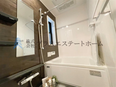 【浴室】 | 須磨区大池町2丁目新築戸建 | ミストサウナは、保湿、美肌、血行促進、発汗作用など、さまざまな健康効果をもたらします♪
