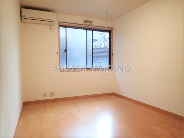 ハイムKSの居間・リビング|別号室：参考写真