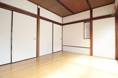 【洋室】 | 生実町戸建て | 明るい洋室です