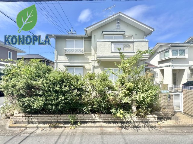 【中古戸建】熊谷市万吉の外観|■外観｜特徴のある個性的な住まいと美しい街並み、そして住みやすい環境を、ぜひ現地でご覧になりませんか。お気軽にお問合せください(^^) 