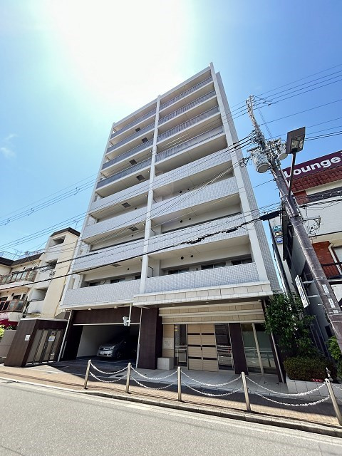 ベルヴィ東園田の外観