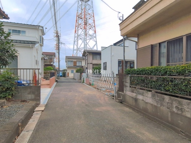 【新築分譲住宅】川越市今成6期の前面道路含む現地写真