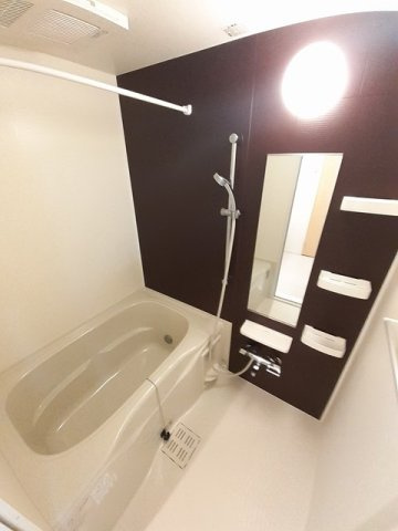 グランドール日暮里の浴室