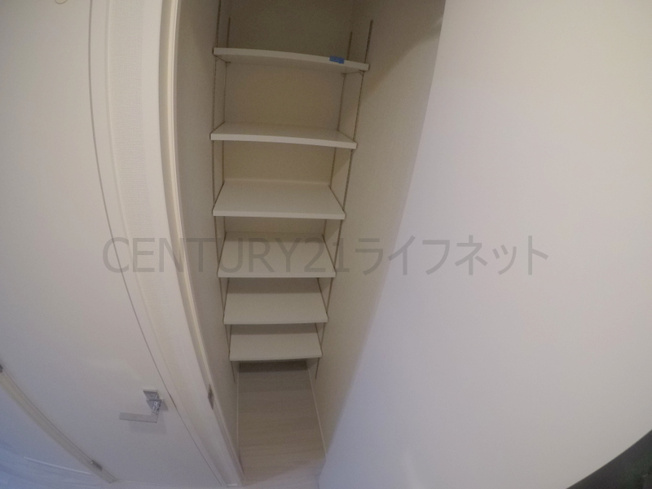 【玄関】 | スプランディッド十三本町