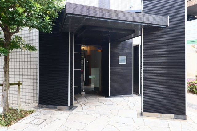 ＥＸＩＭ　ＮＩＳＨＩＳＵＧＡＭＯのエントランス