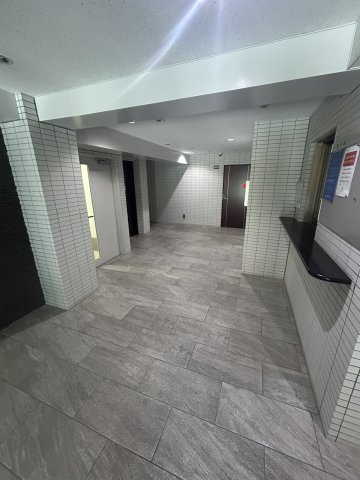 Uresidence新大阪のロビー