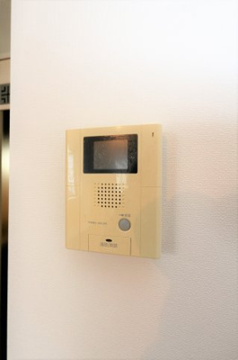 【セキュリティ】 | ヴィクトリアン | 参考写真（同物件別部屋）