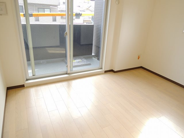 【寝室】レジュールアッシュ梅田北