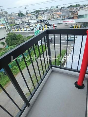 特典：仲介手数料が無料です!!のバルコニー|広々としたバルコニーです
