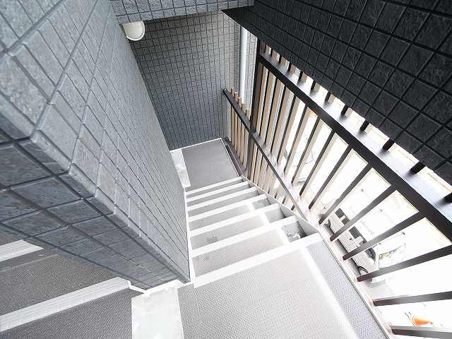 カーサ南紀寺町のその他共用部分|共用階段です