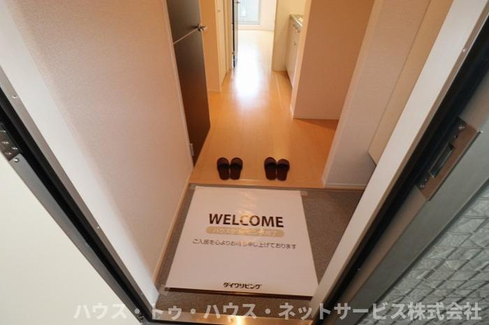 ディアコート馬橋の玄関