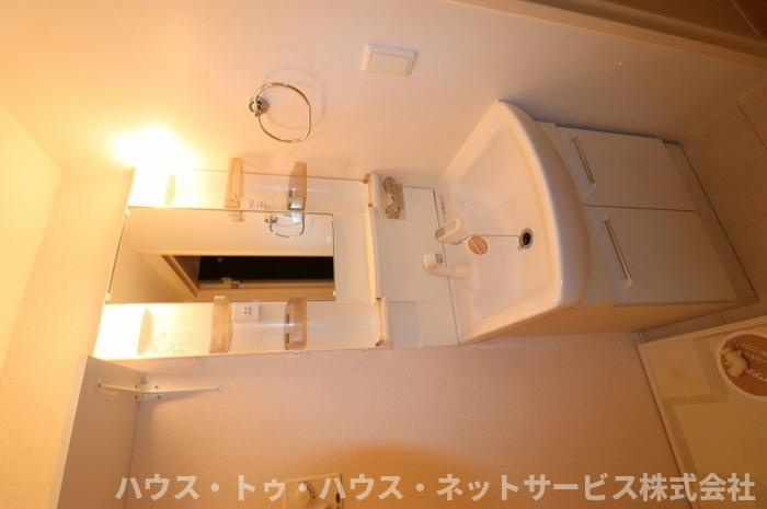 ディアコート馬橋の洗面所