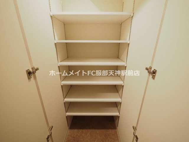 ミラージュパレス本町Departの収納